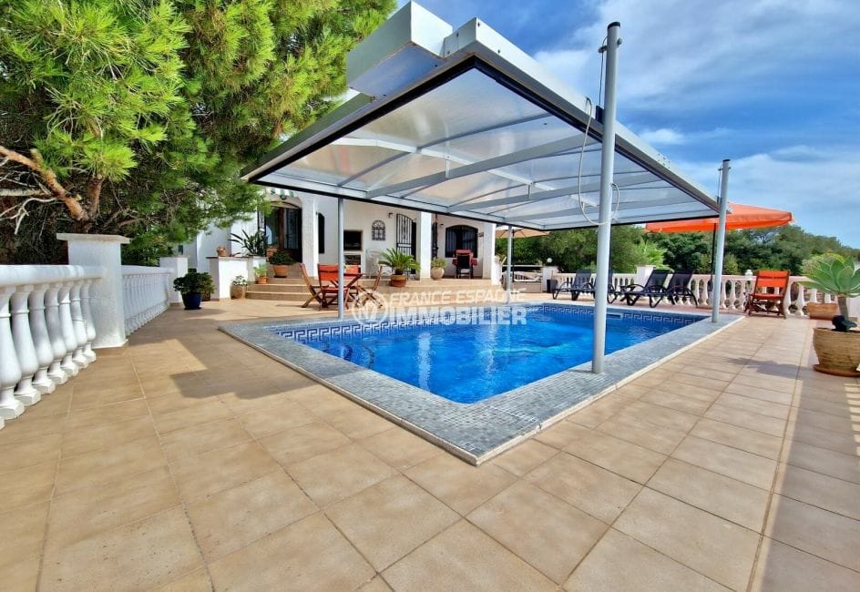 achat maison rosas, 4 pièces 112 m², terrasse carrelage au sol, piscine