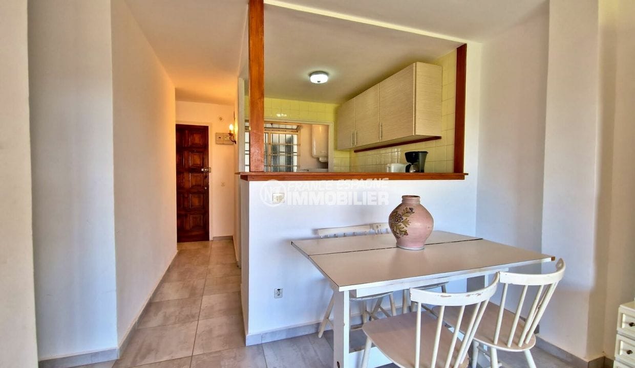 buy apartment empuriabrava, 2 rooms 50m², american kitchen / dining room