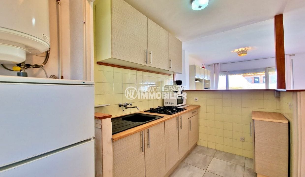 apartment for sale empuriabrava, 2 rooms 50m², american kitchen light wood