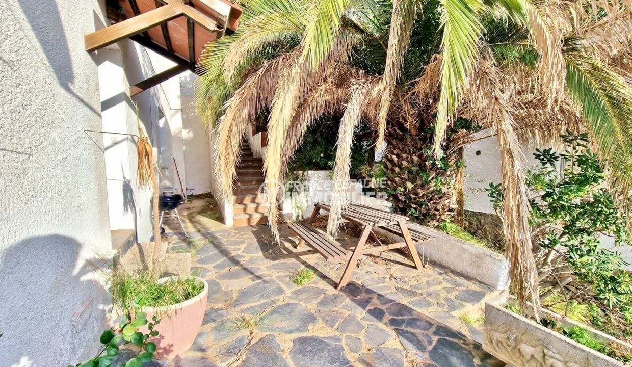 achat maison rosas, 5 pièces vue mer 176 m², terrasse ouverte sous palmier