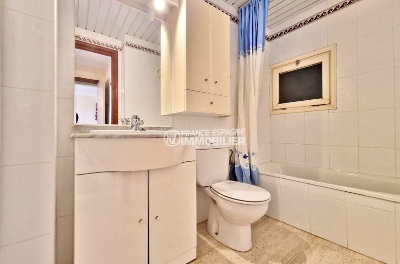 acheter un appartement a empuriabrava, 3 pièces 61 m², salle de bain , wc et baignoire