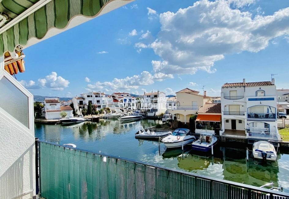 immobilier empuria brava: appartement 2 pièces vue canal 39 m², exposition sud, proche plage