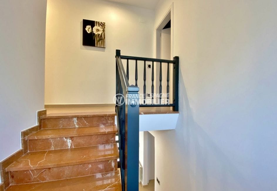 france espagne immo: villa villa 4 chambres 190 m², escaliers en marbre