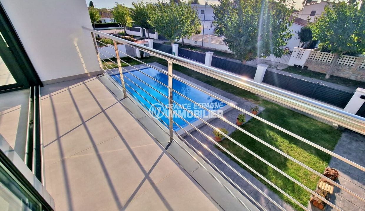 vente villa empuriabrava, 6 pièces moderne 307 m², terrasse vue piscine