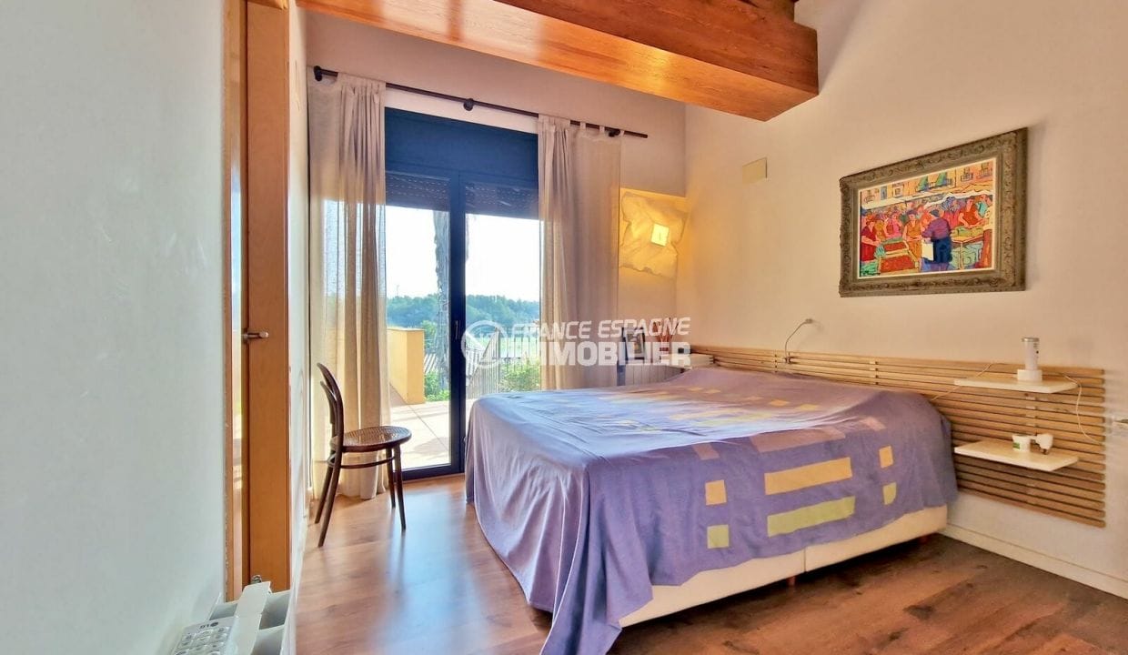 n1immo: villa 9 rooms nueve 431 m², first bedroom with outside access