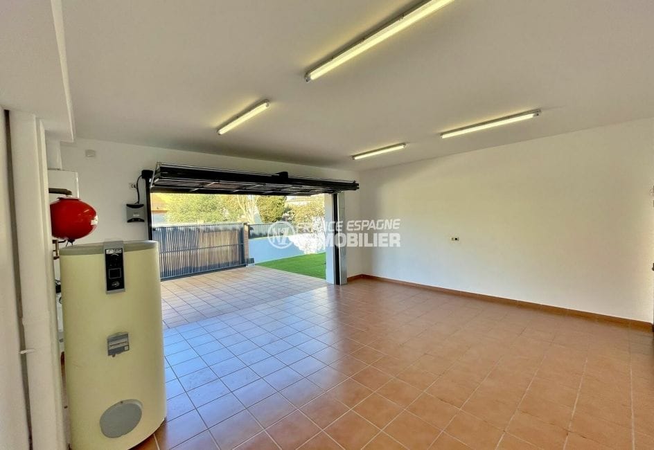 jumaros: villa villa 4 chambres 190 m², garage et parking dans la cour