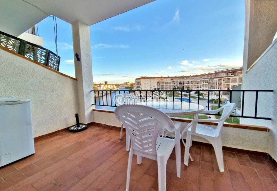appartement empuria brava, 2 pièces vue lac 53 m², terrasse couverte vue lac