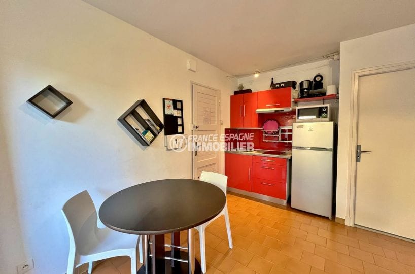 immocenter: appartement 2 pièces investissement 31 m², salle à manger