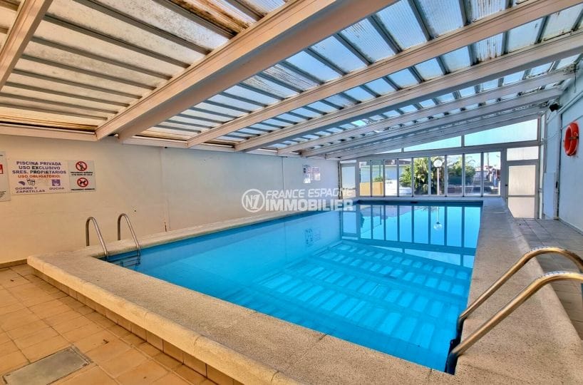 immocenter roses: appartement 2 pièces vue marina 42 m², piscine communautaire