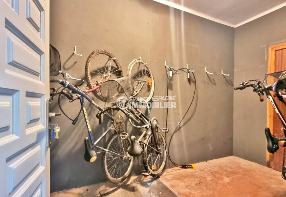 appartement rosas à vendre, 2 pièces vue marina 42 m², local vélos commun