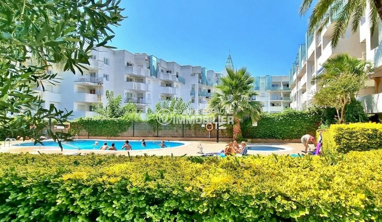 appartement rosas vente, 3 pièces vue jardins 66 m², résidence avec piscine