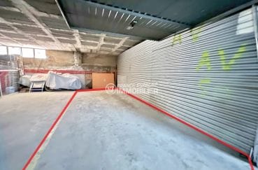 immobilier empuria brava: parking-garage souterrain 18 m² plage 100 m², garage sous-sol