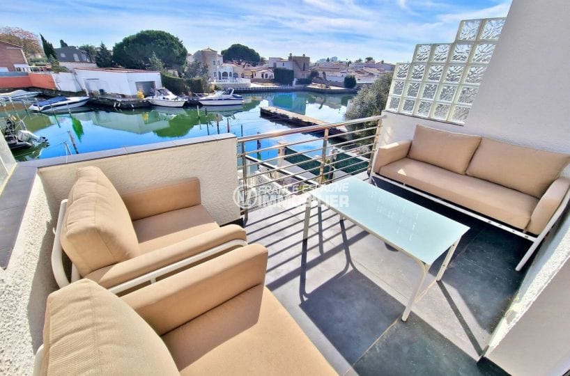 villa a vendre empuriabrava, 4 pièces avec amarre 101 m², terrasse vue canal