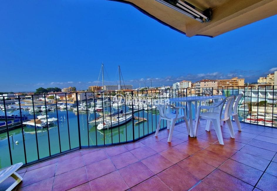 appartement a vendre rosas, 3 pièces terrasse vue marina 68 m², plage 500m