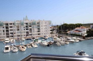 appartement a vendre rosas, 3 pièces vue marina 71 m², exposée sud-est, résidence standing
