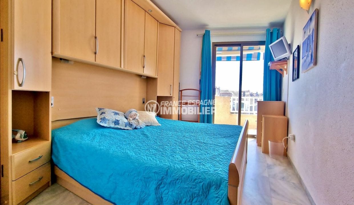 empuriabrava marina: 2-room apartment amarre, garage 50m², 1st bedroom