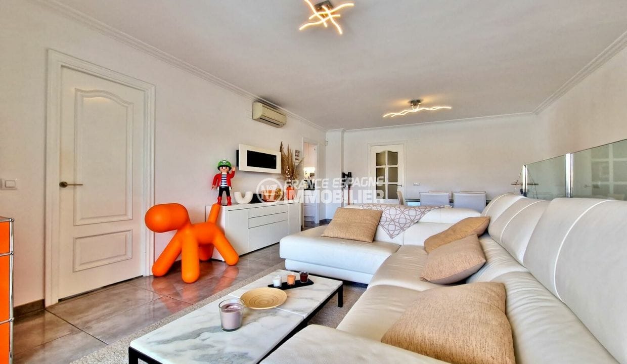 maison a vendre empuriabrava avec amarre, 6 pièces avec amarre 180 m², salon