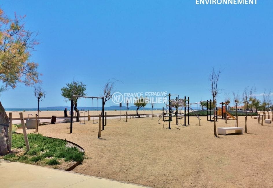 empuriabrava apartment for sale,2 rooms beach 400m 34 m², games on the paseo