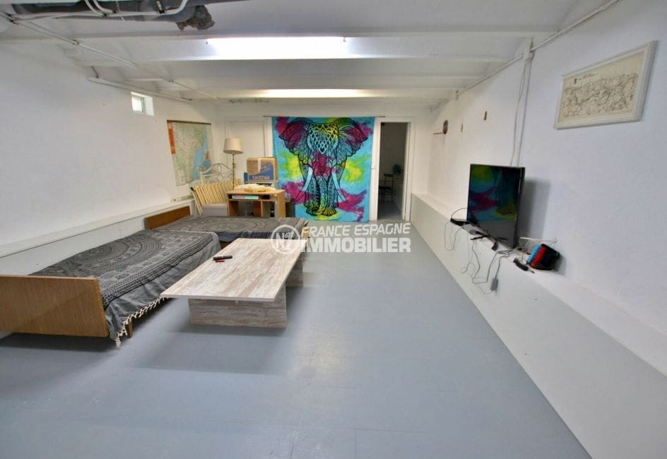 habitaclia empuriabrava: villa de 6 habitaciones con piscina y garaje 176 m², piso independiente