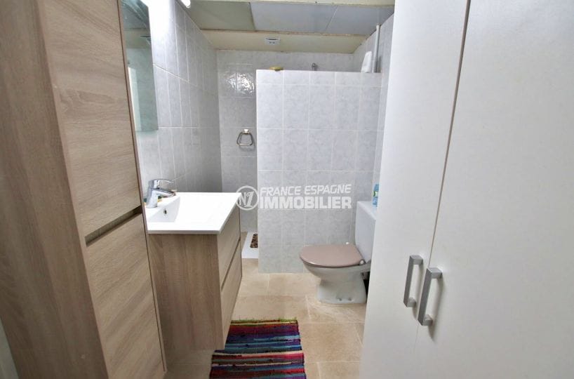casa en venta en españa cerca de la frontera francesa, 6 habitaciones piscina y garaje 176 m², 3er baño