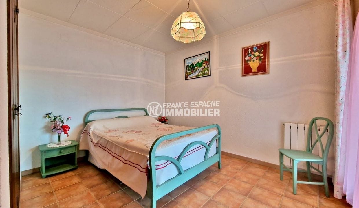 villa empuriabrava à vendre, 7 pièces amarre 30 m 337 m², troisième chambre