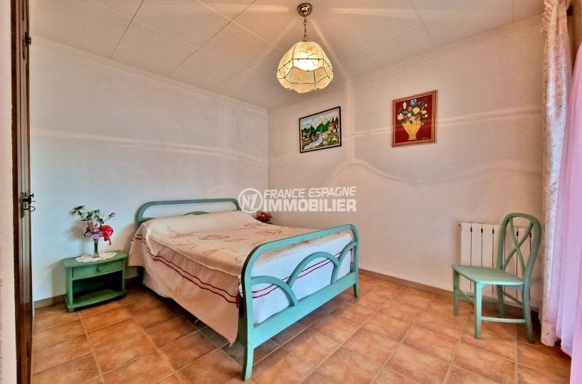villa empuriabrava à vendre, 7 pièces amarre 30 m 337 m², troisième chambre