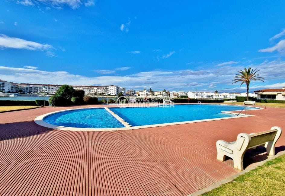 acheter a empuriabrava: villa 6 pièces avec amarre 180 m², piscine communautaire