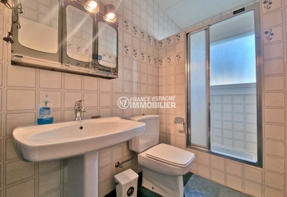 buy house empuriabrava with mooring, 7 rooms mooring 30 m 337 m², 5th bathroom