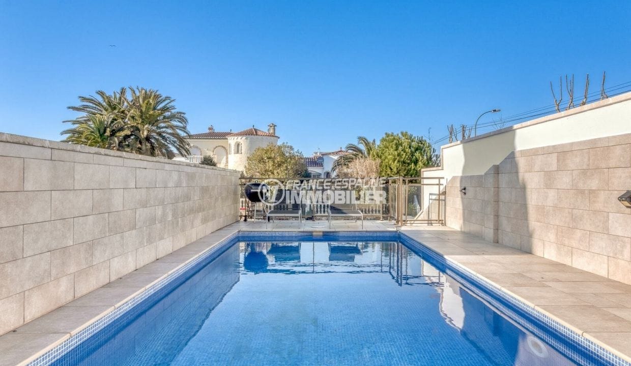 maison a vendre empuria brava, 3 pièces amarre 5m 140 m², piscine vue canal