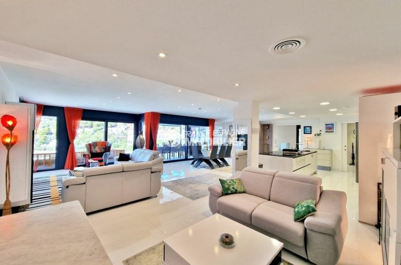 immocenter roses: villa 8 pièces vue sur mer 641 m², pièce à vivre