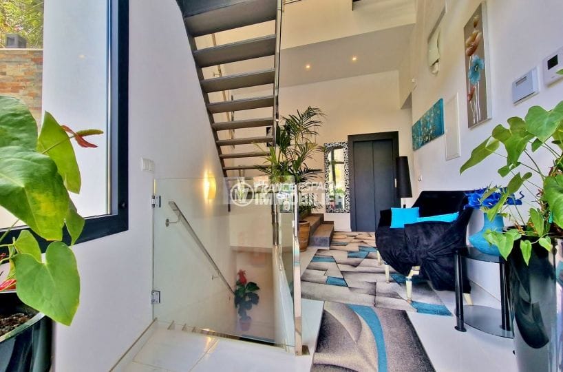 acheter maison rosas, 8 pièces vue sur mer 641 m², escaliers