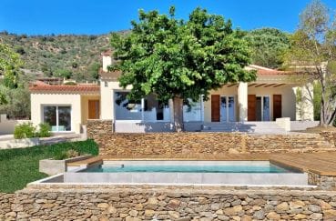 maison a vendre rosas, 5 pièces plain-pied 391 m², charmante, moderne