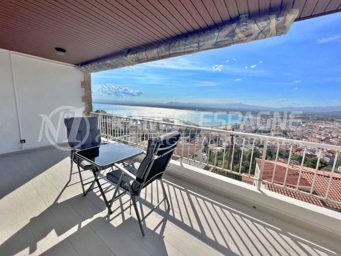 appartement a vendre rosas, 3 pièces vue sur mer 79 m², proche plage et commerces