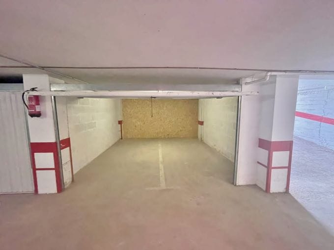 immobilier empuria brava: parking-garaje garaje sótano 22 m²,