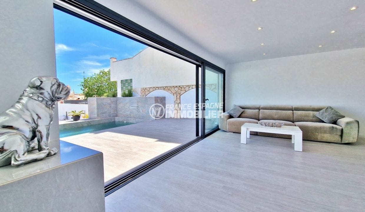 Casa en venda Espanya, 5 habitacions Grand Canal 174 m², zona d'estar amb accés a la terrassa