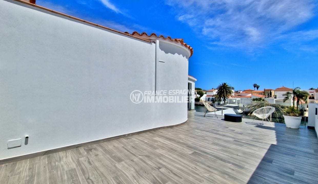 house for sale spain seaside, 5 rooms grand canal 174 m², terrace floor