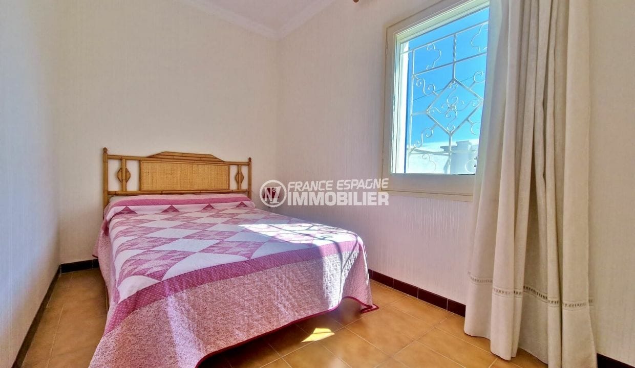 villa empuriabrava a vendre, 4 pièces avec garage 82 m², 3ème chambre