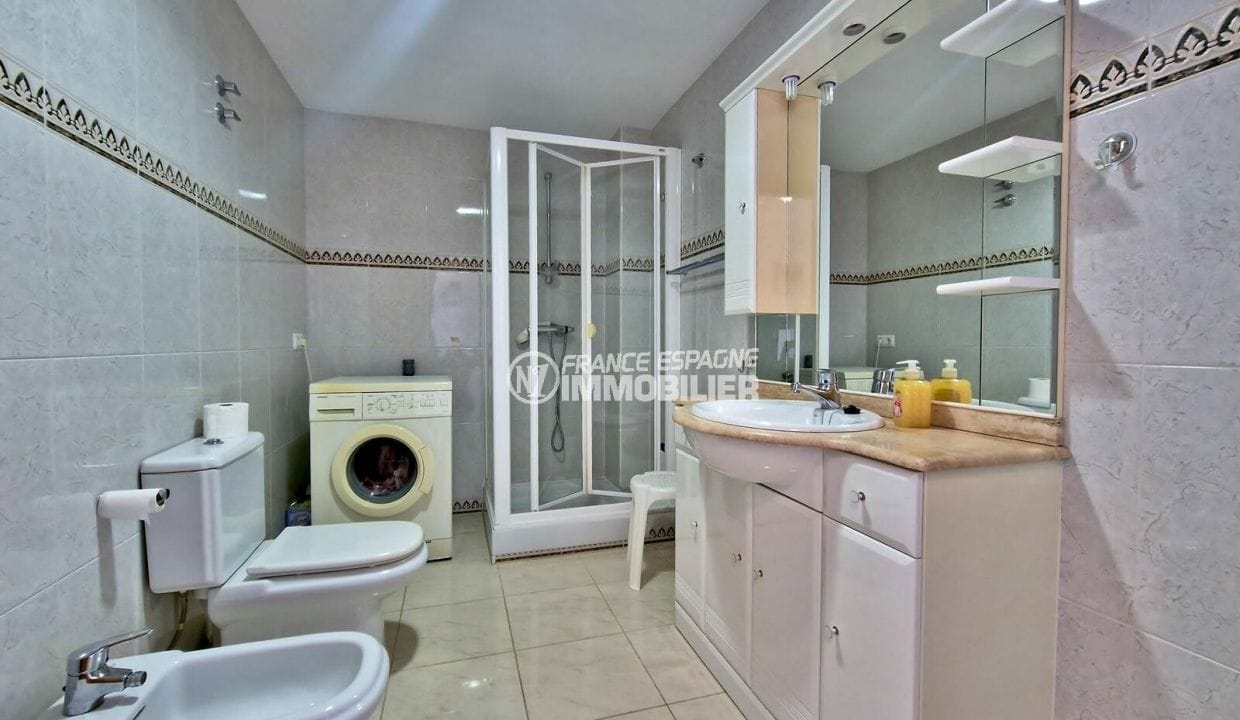 comprar piso rosas españa, 4 habitaciones terraza planta baja 120 m², 2º baño