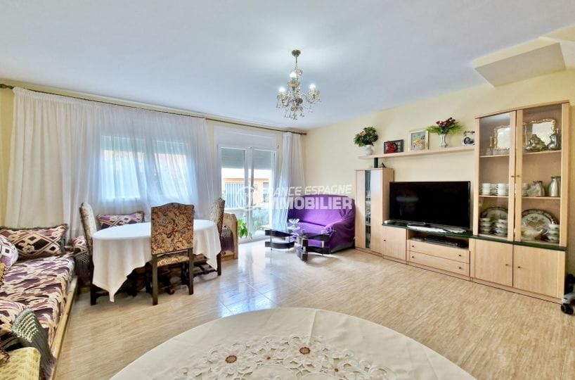 maison a vendre empuria brava, 5 pièces 185 m² avec grand garage, salon