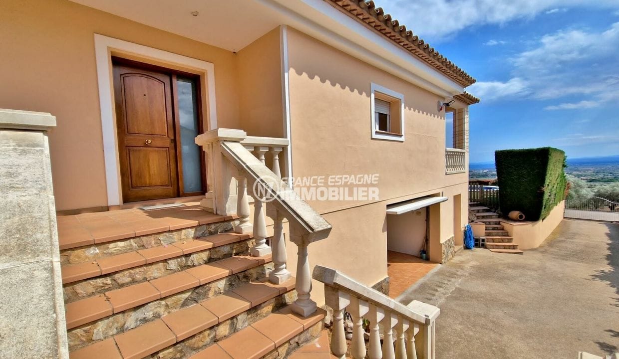 vente immobilière rosas: villa 6 pièces 223 m² vue sur la baie, entrée avec escaliers