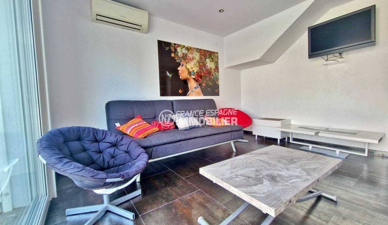 Venda casa Rosas España, 3 habitacions amarratge 11x7m 106 m², sala d'estar climatitzada