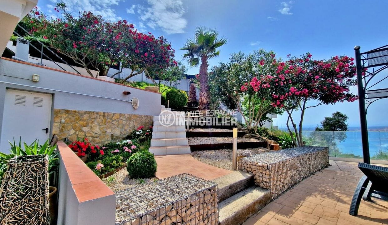 vente immobiliere rosas espagne: villa 4 pièces 286 m² vue sur mer/port, jardin