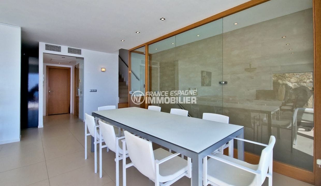 house for sale rosas sea view, 5 rooms 250 m² unobstructed sea view, dining room