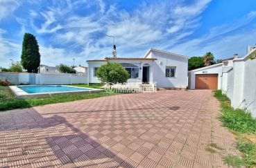immobilier empuria brava: villa 6 pièces 127 m² et appt indep, bon secteur proche plage