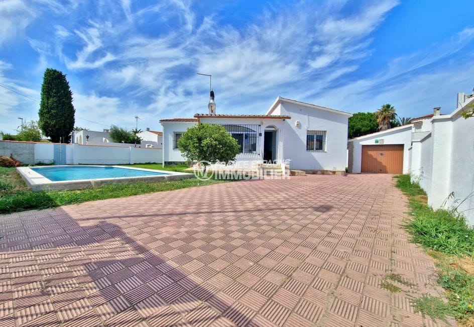 immobilier empuria brava: villa 6 pièces 127 m² et appt indep, bon secteur proche plage
