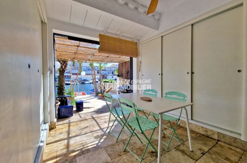 appartement a vendre empuriabrava, 3 pièces 68 m² avec amarre, terrasse avec placard