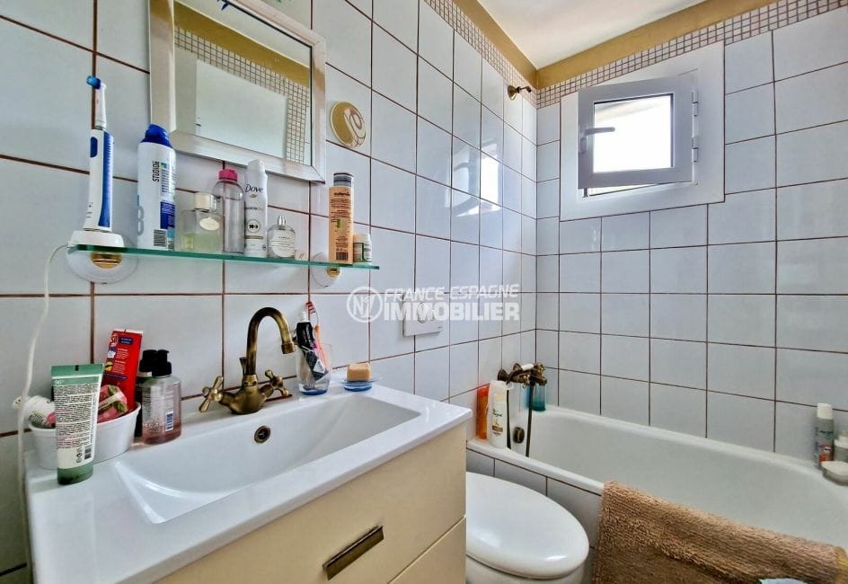 vente empuriabrava: villa 3 pièces 71 m² 3 faces, salle de bain, wc