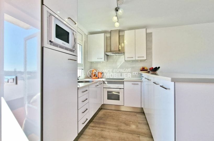 appartement à vendre empuriabrava, 3 pièces 62 m² vue sur lac, cuisine américaine