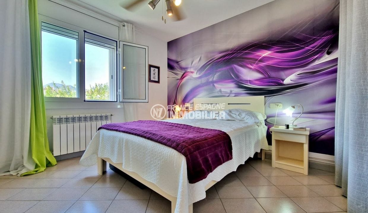 immocenter roses: 3-room apartment 86 m² sea/port view, 1st bedroom