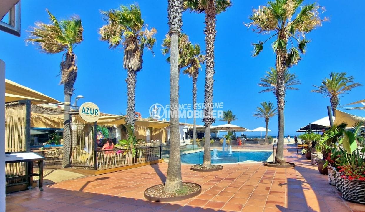 house for sale empuriabrava canals, 4 rooms 192 m² renovated, restaurants sea front